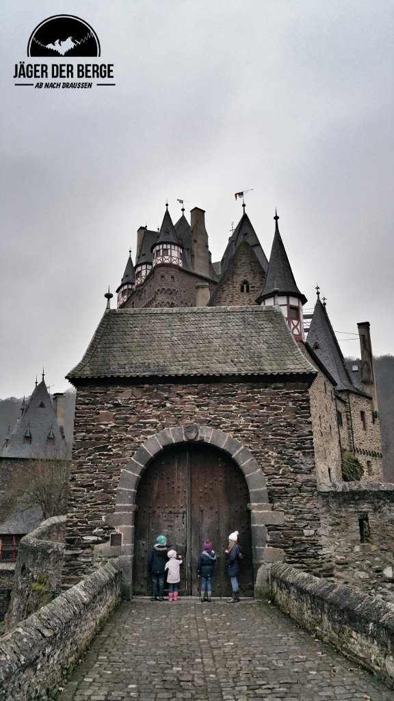 Familienwochenende in der Eifel - Burg Eltz